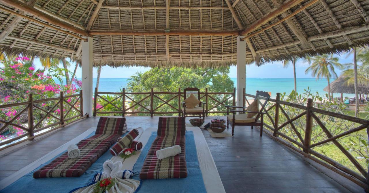 Bluebay Beach Resort & Spa Kiwengwa  Esterno foto