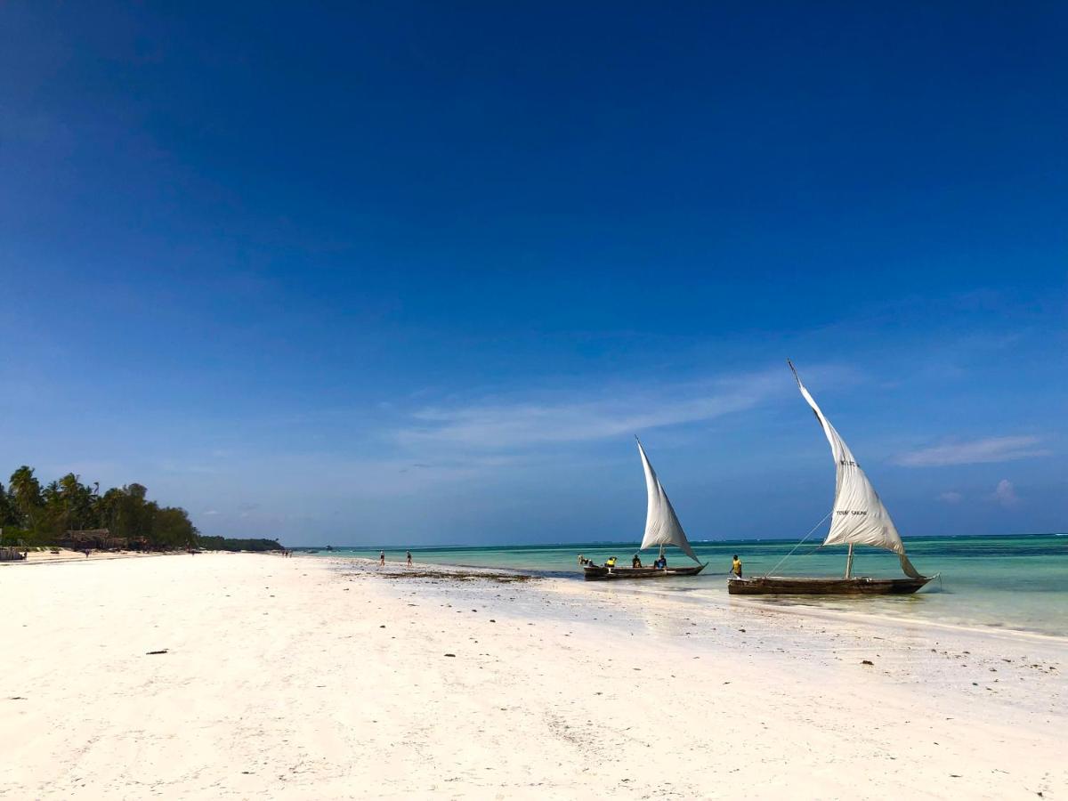 Bluebay Beach Resort & Spa Kiwengwa  Esterno foto
