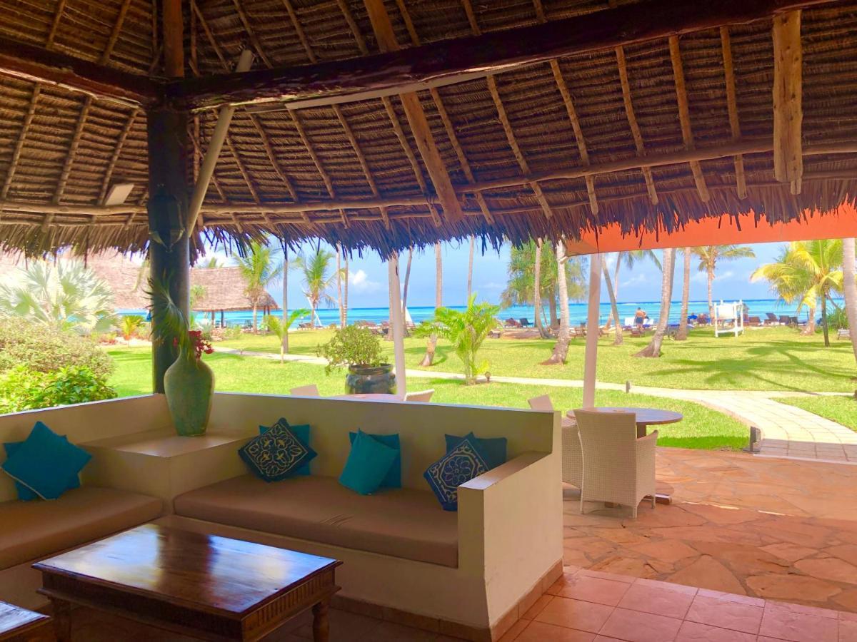 Bluebay Beach Resort & Spa Kiwengwa  Esterno foto