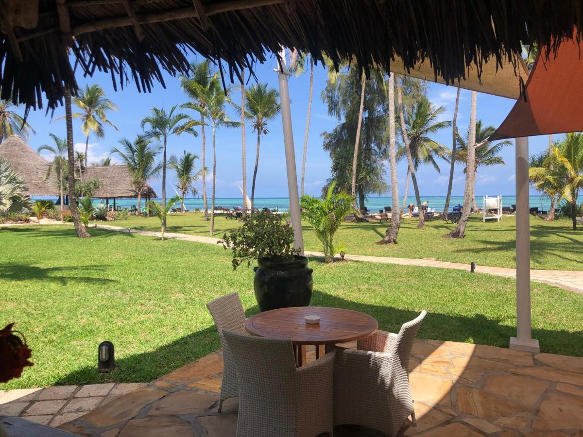 Bluebay Beach Resort & Spa Kiwengwa  Esterno foto