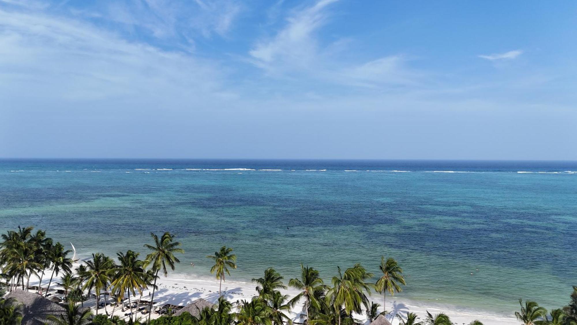 Bluebay Beach Resort & Spa Kiwengwa  Esterno foto