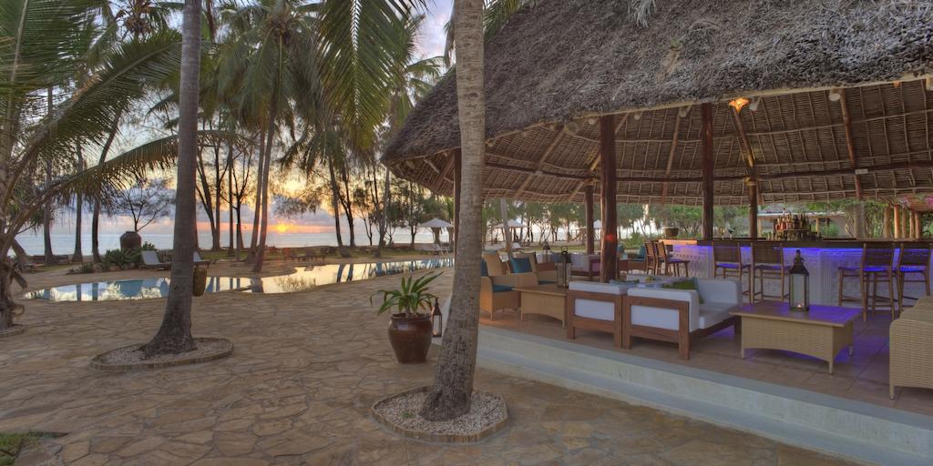 Bluebay Beach Resort & Spa Kiwengwa  Esterno foto
