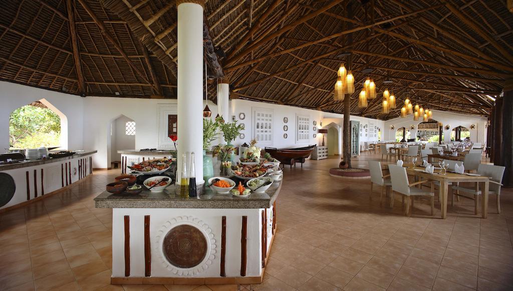 Bluebay Beach Resort & Spa Kiwengwa  Esterno foto